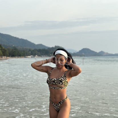 Alisa – Here i m in phuke wanna join me and have fun .checking my profile up 🔥🌹