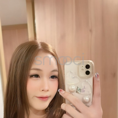 Amy – I'm free tonight 😘