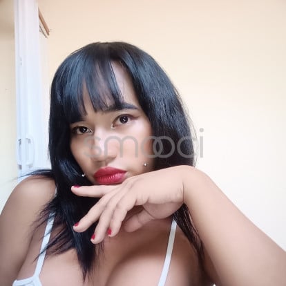 Angelica – im bored book me now lets just have fun 😊