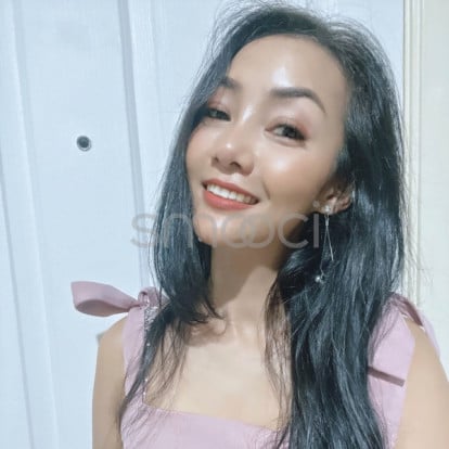 Anissa – Hi guys!! I'm available today 