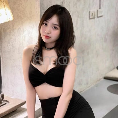 Ashley – Young and pretty sex available 