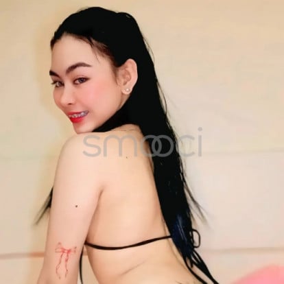 Ashley – I'm available love, and also for advance booking!!😉