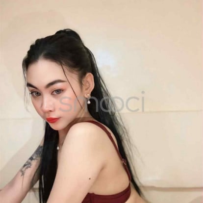 Ashley – Hi babe 👋 I'm Ashley, I'm available anytime and also for advance booking!!💋