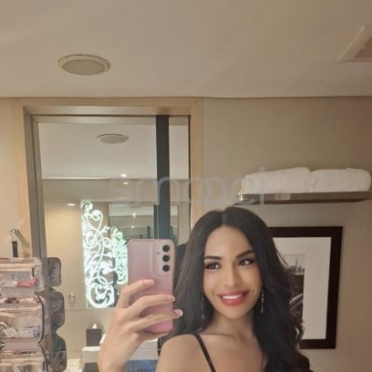 Bananabig available – Sexy girl available 😘 