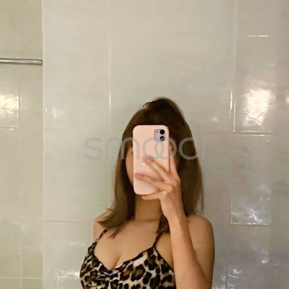 Cassey – Hi, I’m available tonight. If you’re looking for elegance, great company, and a warm, unforgettable experience, feel free to message me.☺️☺️