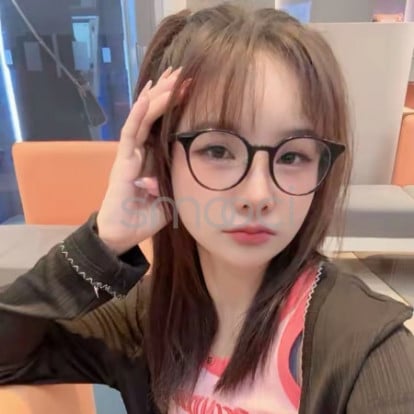 Cherry – I'm available today 😘😘