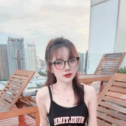 Cherry – I'm available 😍