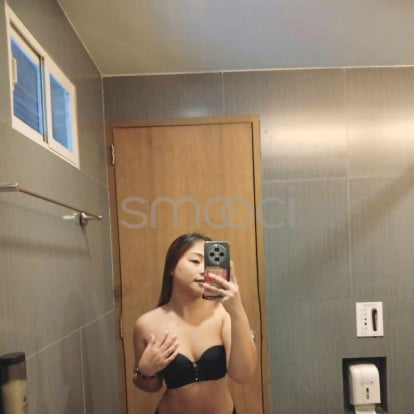 Chin – Hi Baby want to have a nice gfe experience? Try me 😉