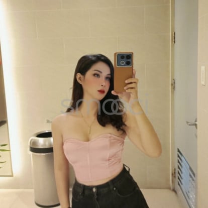 Chloe – Trans free today