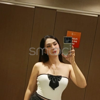 Chloe – Trans available today