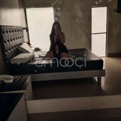 Claires – Hi up now