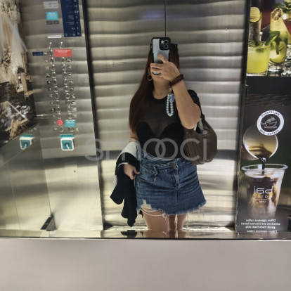Claires – Hi Avilable now