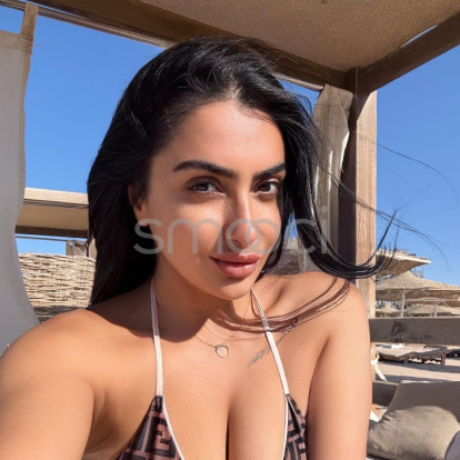 Cristal – Available ❣️