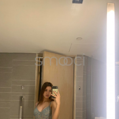 emily chiu – Available now !!! 
