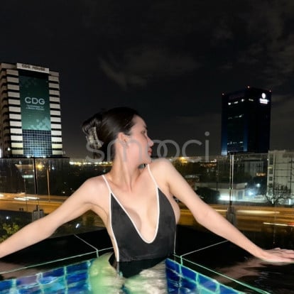 Emmy – Let's play in the water, my love💦