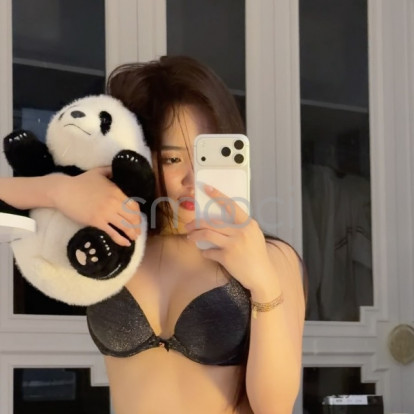 Felicia – Available 