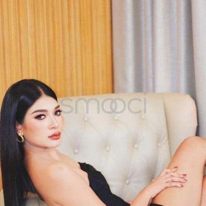 Gifezy – Enjoy white me in phukat 😍🥰