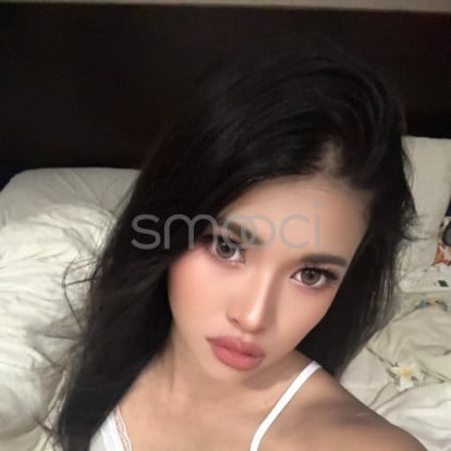 Gifezy – Come Happy fun with me🥰
