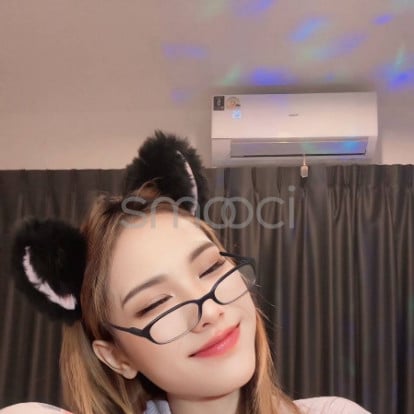 Gina – 🐰