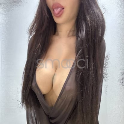 Hannah – Local Singapore Instagram model available at your service 🥰💋😈