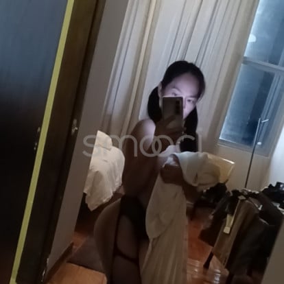 Jadeene – Waiting...