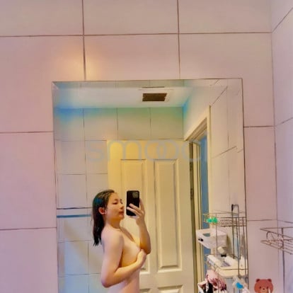 Janny – Hi I am new in smooci I do good take care of you