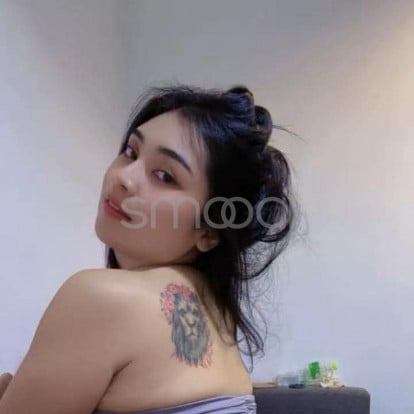 Jasmine – Hi I am available see u💋