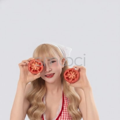 Jenny – As juicy as tomatoes. Bite me - please! 