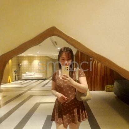 Kate Shane – Simple lady,no filter no dram but can give you a good company that both of us will enjoy and have fun.