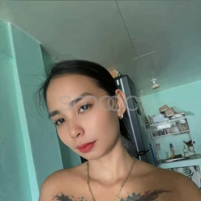 Keisha – Hello Gentlemen I miss fucking hard 