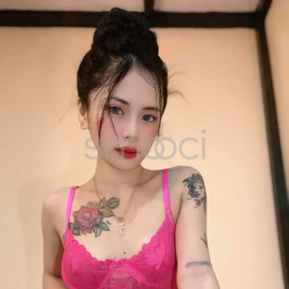 kimberly – hi im kimberly available for tonight also available for advance booking 😘