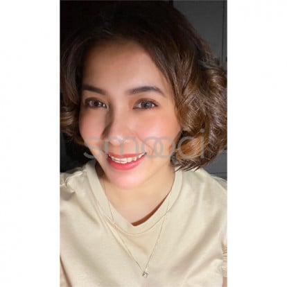 Lana – Would you like to spend your weekend with a fun and entertaining conversation? Why not spend it with me? 😁 Book me now before I am gone in this app 😃❤️