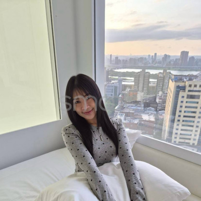 Lily – Hello everyone! I’m back and ready to bring you joy and create some wonderful moments🥰