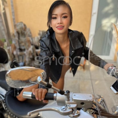 Lisha – Hey guys I available now I wait for you 💋💋