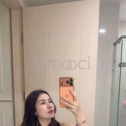 Luna – Hello 😘💦