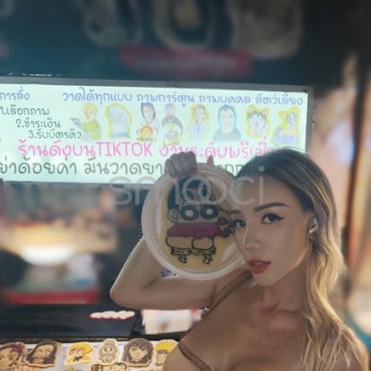 Lydia – Can I shake my butt in front of your D*ck tonight? 🍑🍆💦