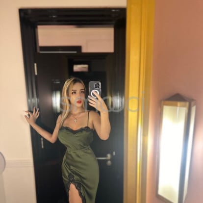 Lydia – Anybody like​ Green? 🌱