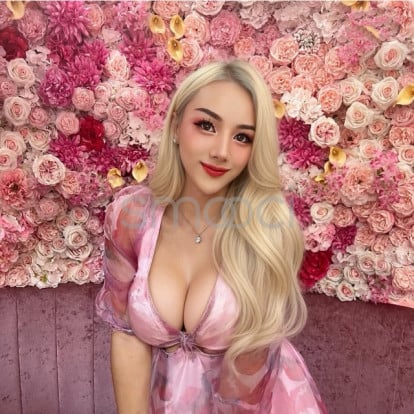 Lydia –  Sweet 😋  sweet 