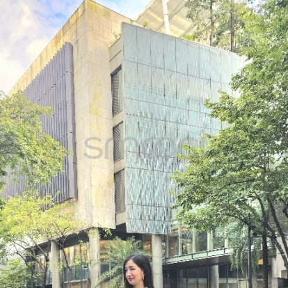 Maui –  Good evening babes