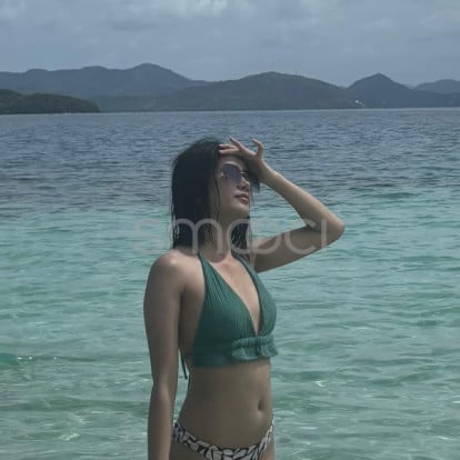 🌻Maxine 🌻 – I'm available. Now 😍