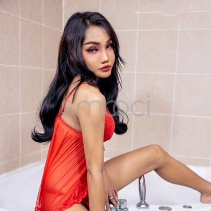 Maya – Come to shower with me