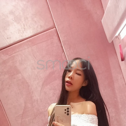 Melody – Good morning I will online around 11am ready to meet?