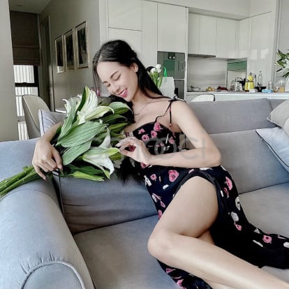 Mia – Flowers 🌸 