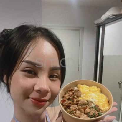 Mia – Dinner with me?
