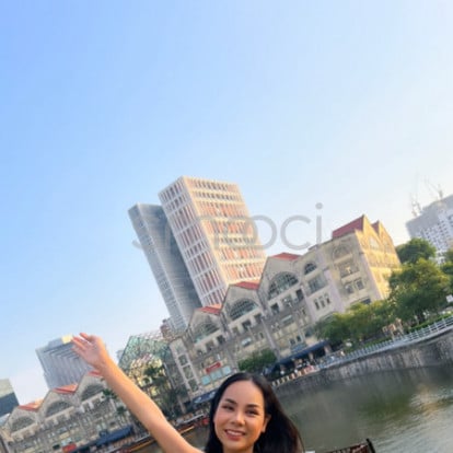 Mia – 🇸🇬🇸🇬🇸🇬🇸🇬🇸🇬