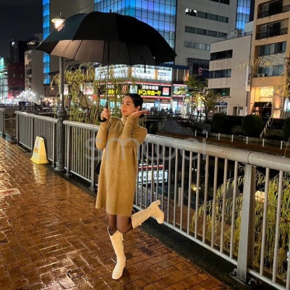Mia – Hello!! where we gonna go tonight ?