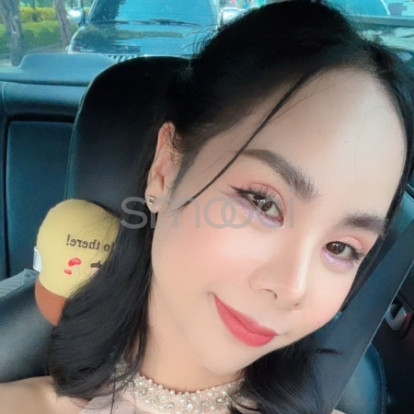 Mia – 🥰