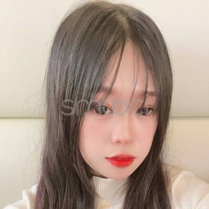 Mira – Hi babe im Available 