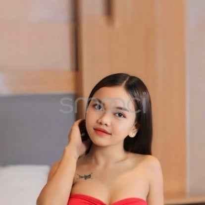 Mira – Good Day to All gent's im available tonight to all gent's wants a really good services and relaxing massage dont hesitate to book me im one call away only 😉  Book now! 
