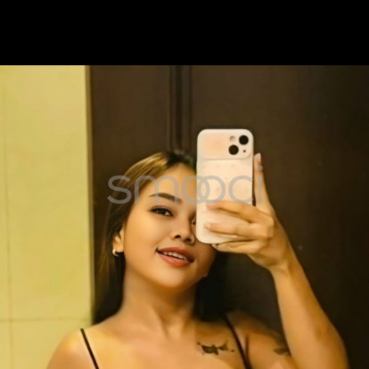 Mira – Sweet,bold,and impossible to ignore. One look. And you'll want more.😜 im free tonight book now😍